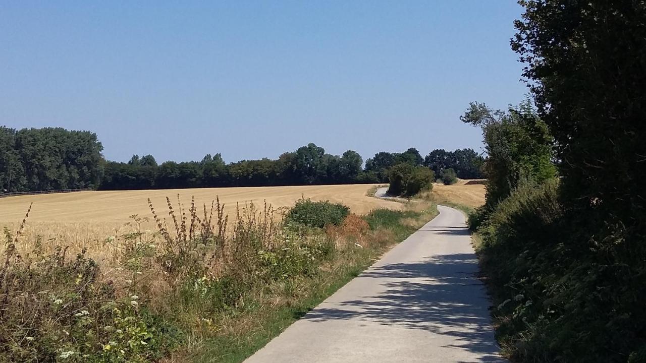 Au Fil Des Reves Panzió Kültér fotó
